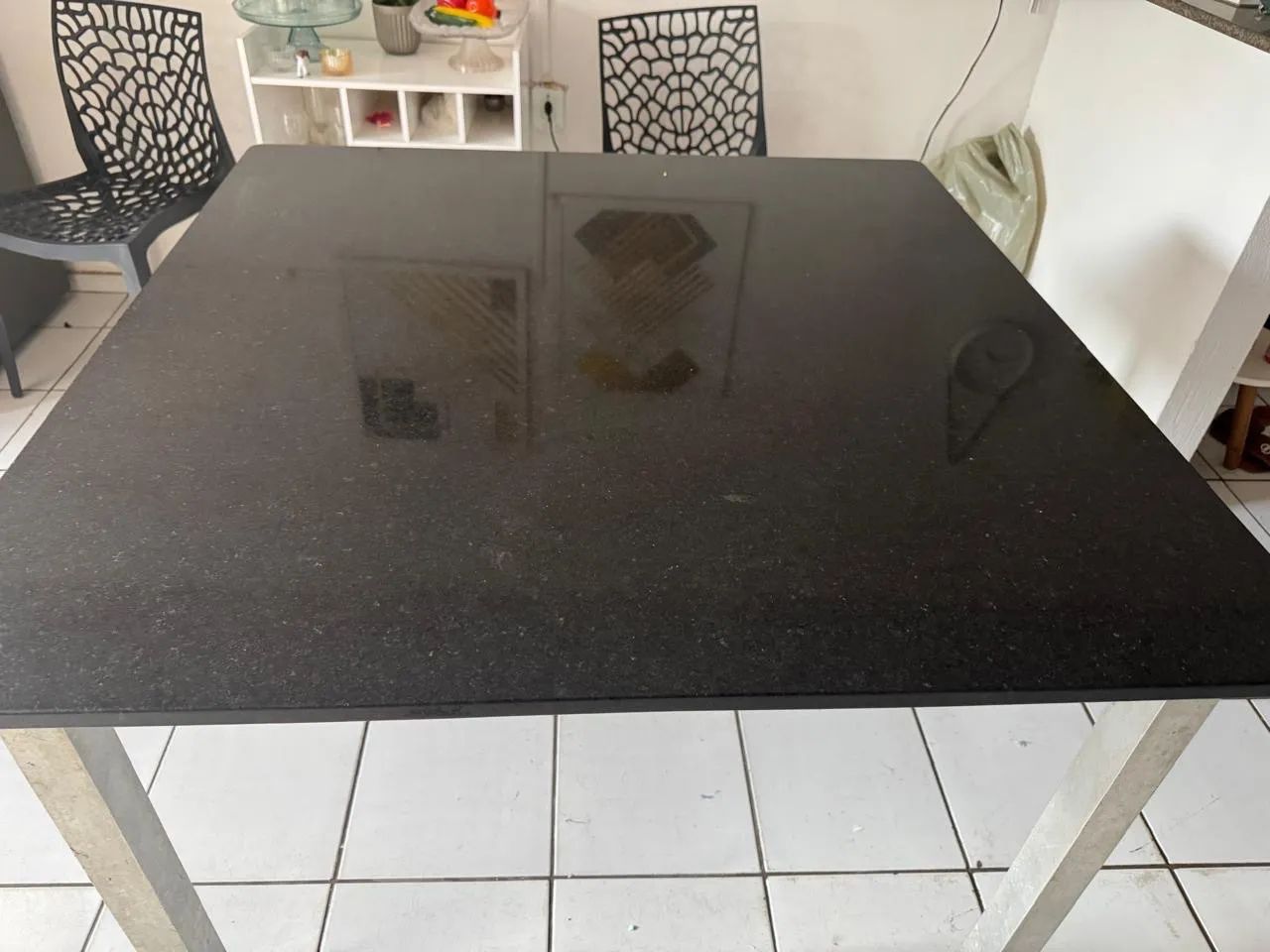 Mesa de mármore original com base de alumínio  - Foto 2
