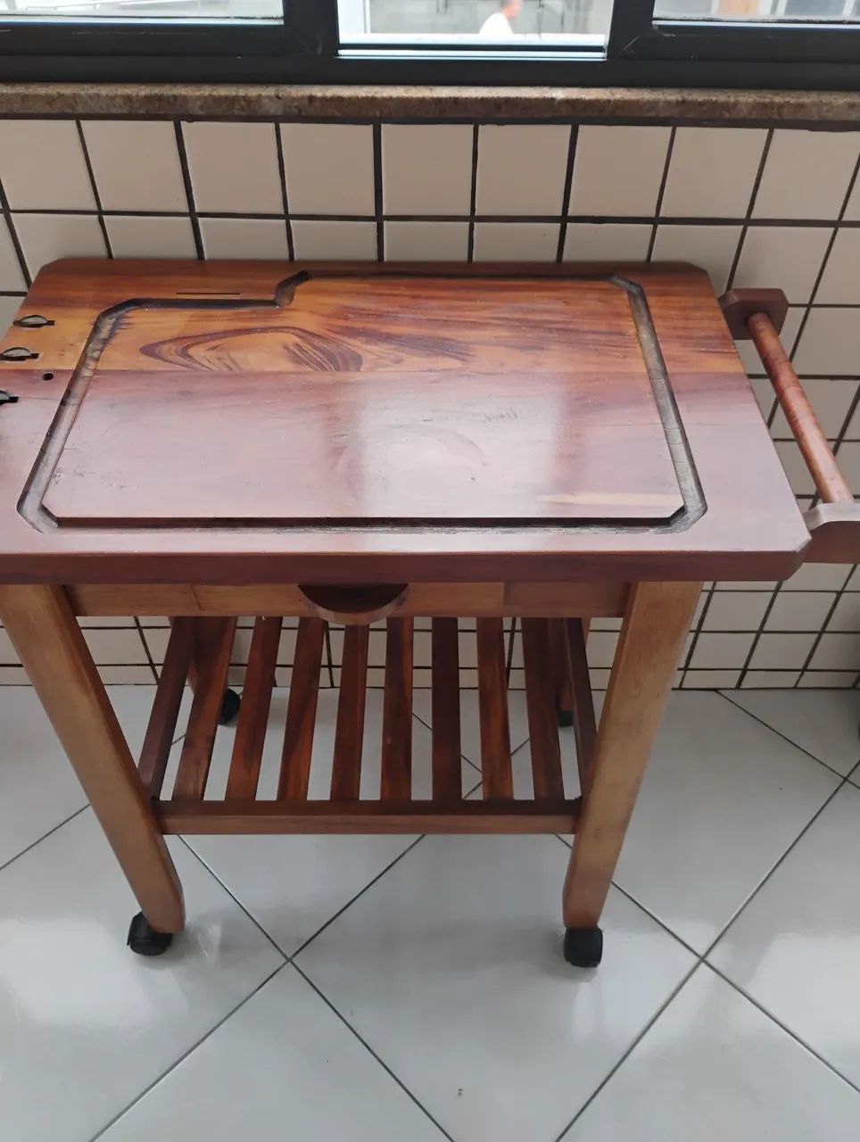 Vendo carrinho de churrasco 