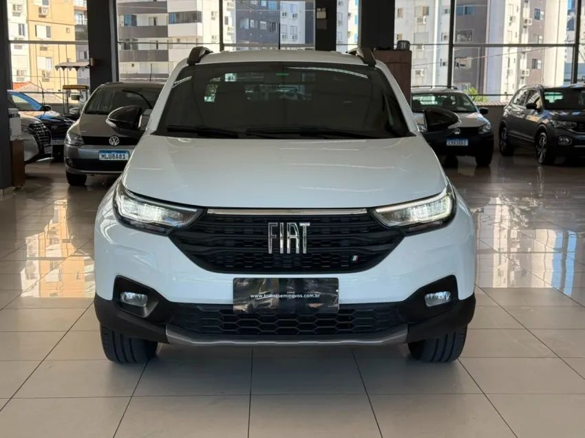 Fiat Strada Volcano 1.3 Flex 8V CD Aut. 2025 - Foto 2