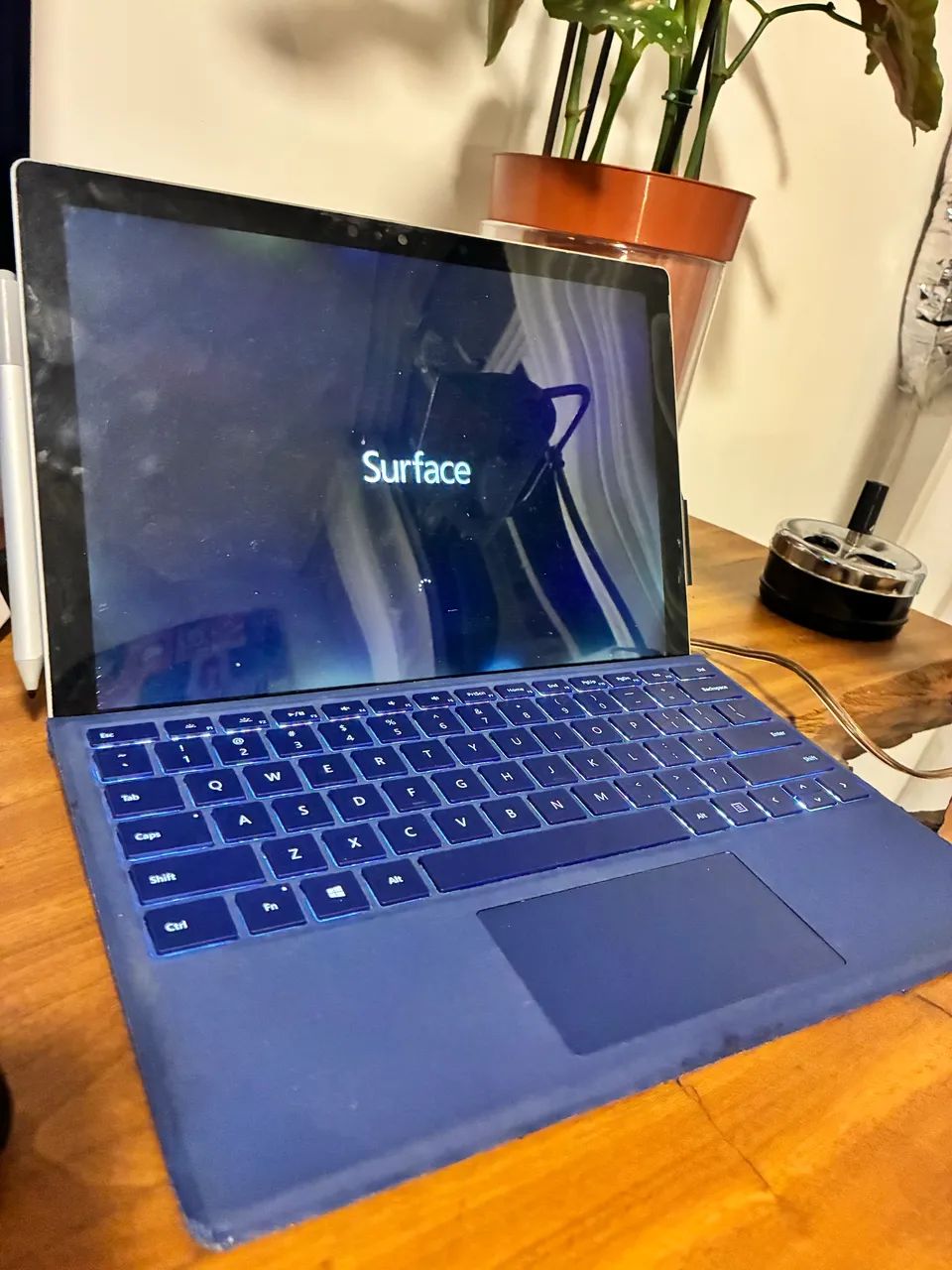 Surface Pro 4 i7 16GB 256GB + teclado e caneta, completo