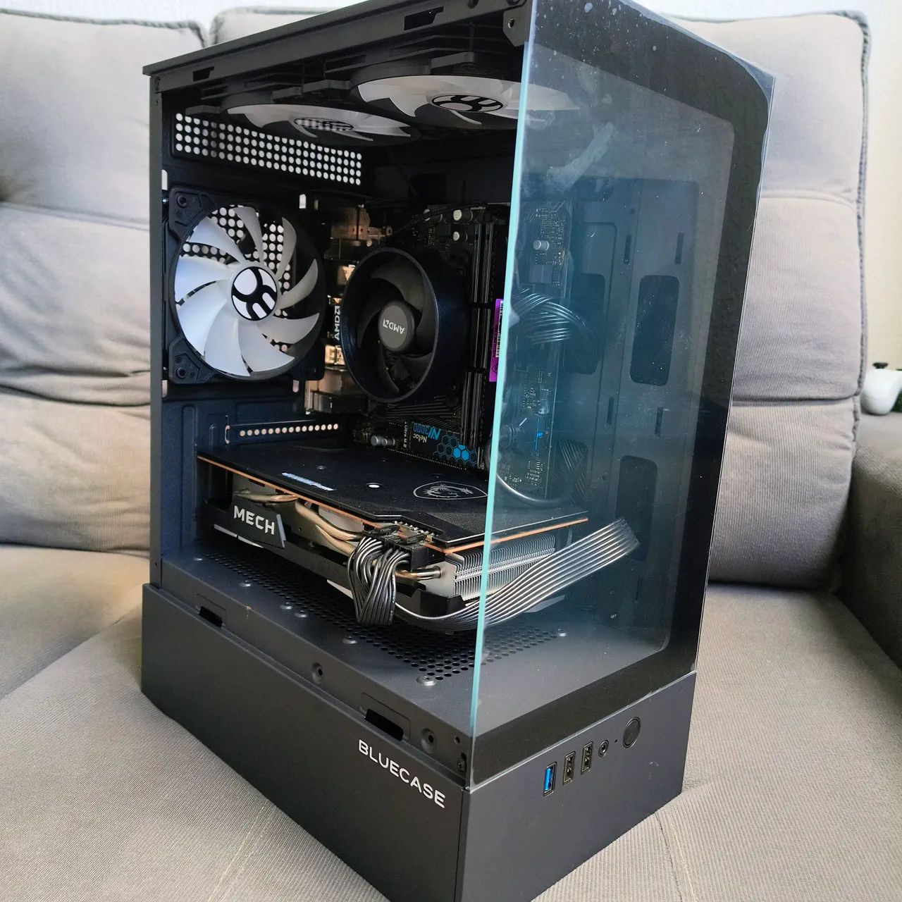 PC Gamer com AMD Ryzen 5 5600 e AMD RX 6750 XT - Foto 3