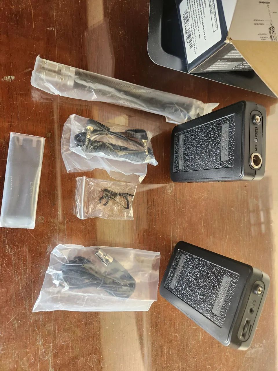 Microfone de lapela sem fio (novo na caixa) - Foto 2