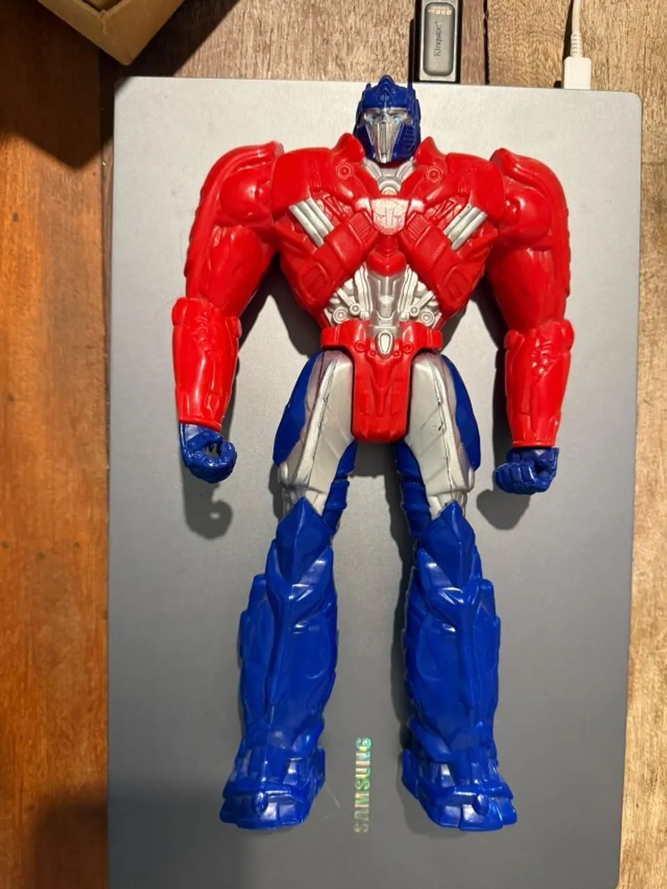 Boneco Transformers Optimus Prime