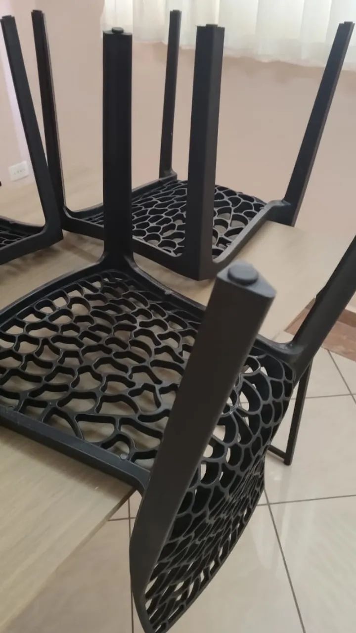 Mesa de jantar com 4 cadeiras - Foto 3