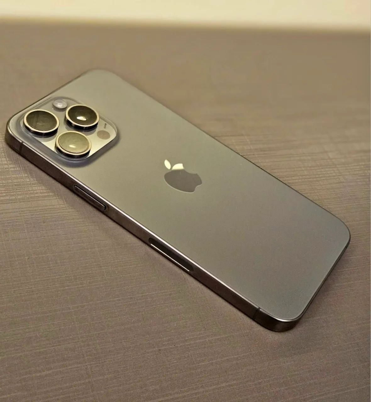 IPHONE 15 PRO MAX TODO ORIGINAL! - Foto 3