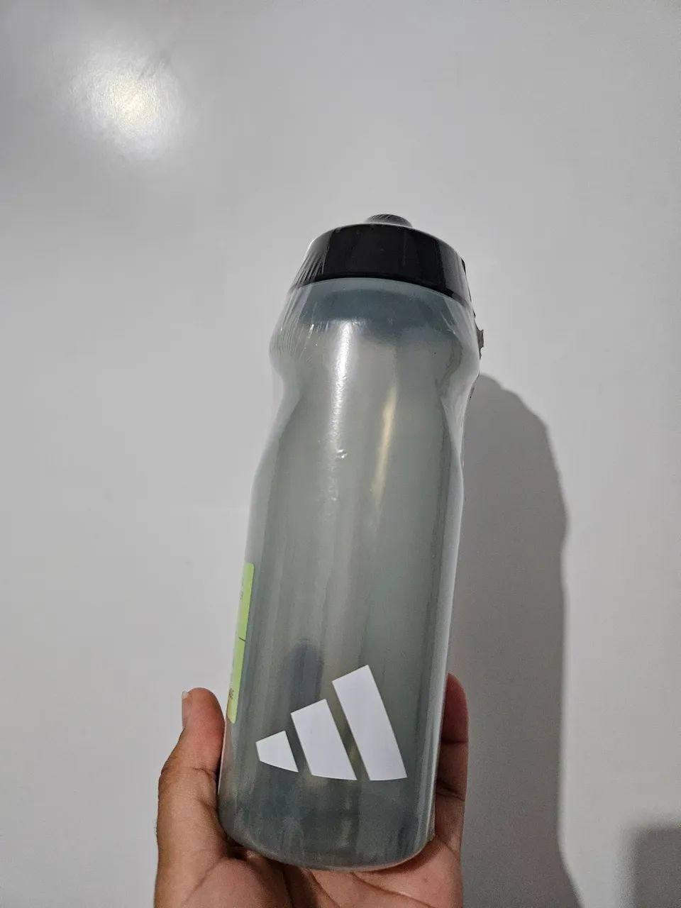 Garrafa adidas para treinos 