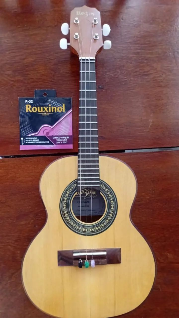 Cavaquinho eletrico  Rozini 