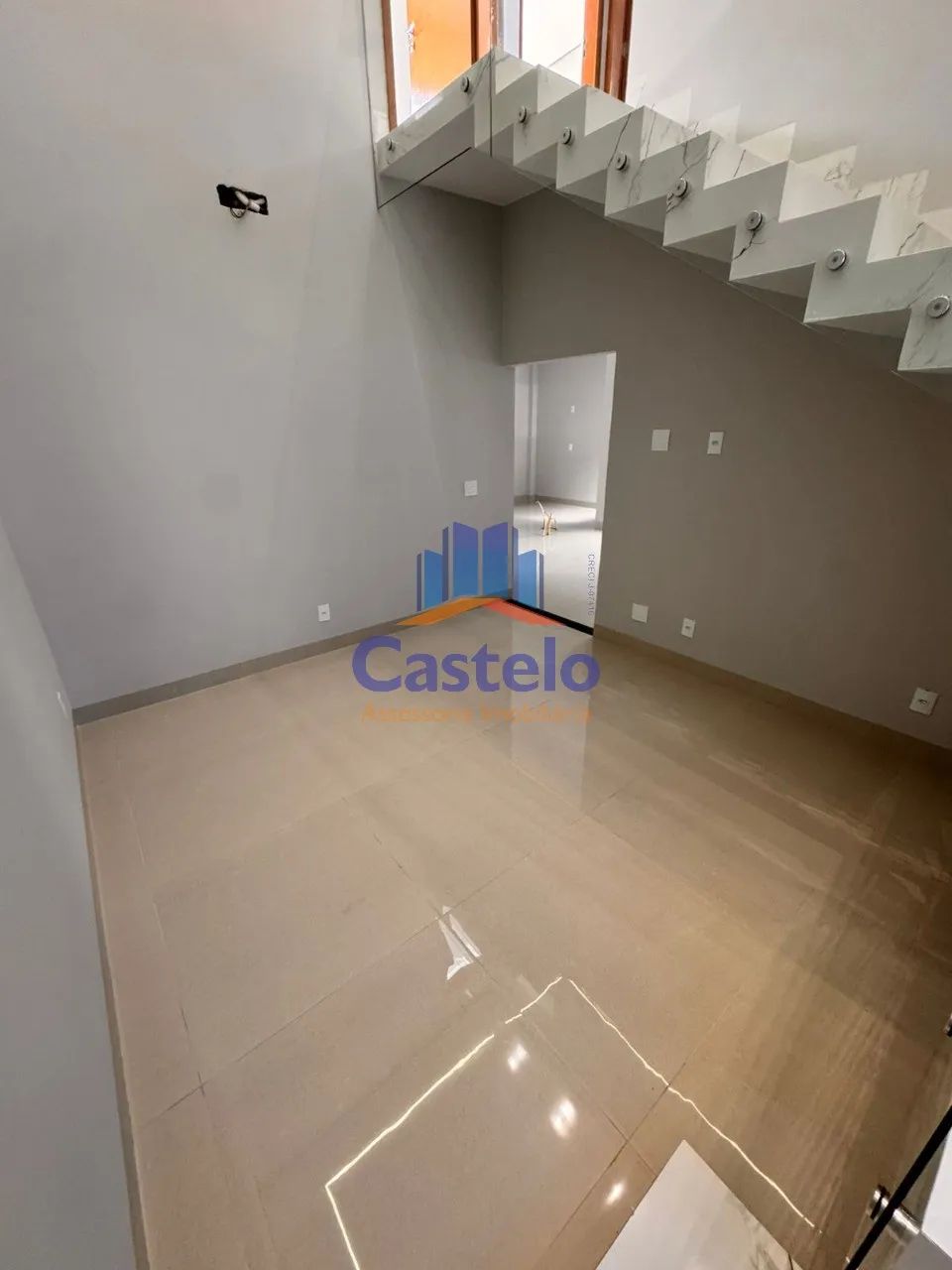 CASA RESIDENCIAL em UMUARAMA - PR, ZONA III - Foto 5