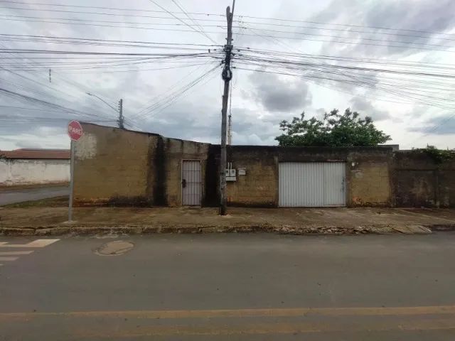CASA EM LUZIÂNIA GOIÁS