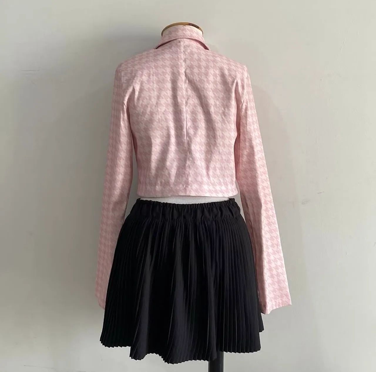 Blazer Cropped rosa - Foto 4