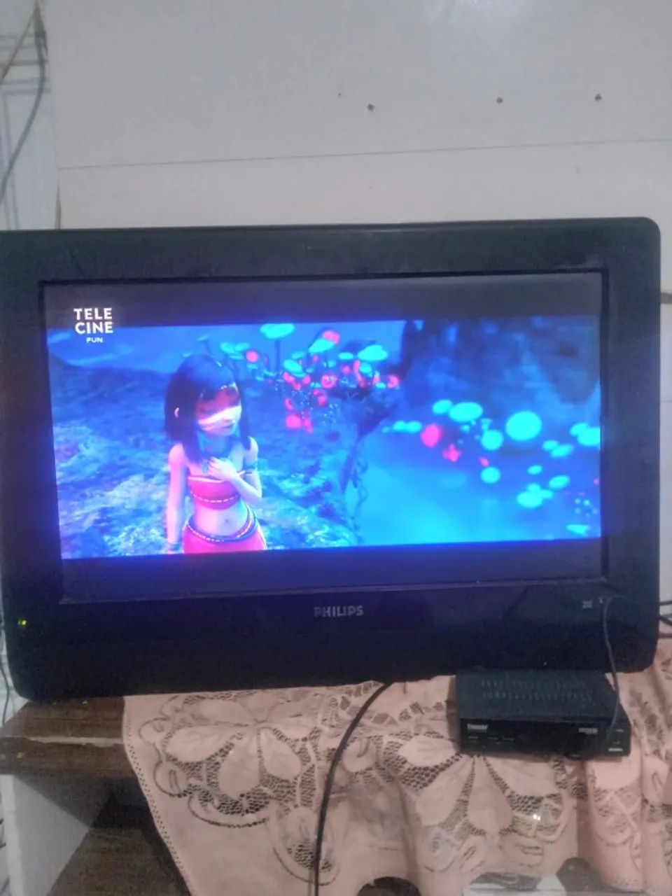 TV Philips422080456017858561