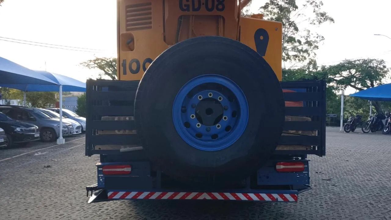 LIEBHERR 1100 4.2 ESTADO DE NOVA  - Foto 5