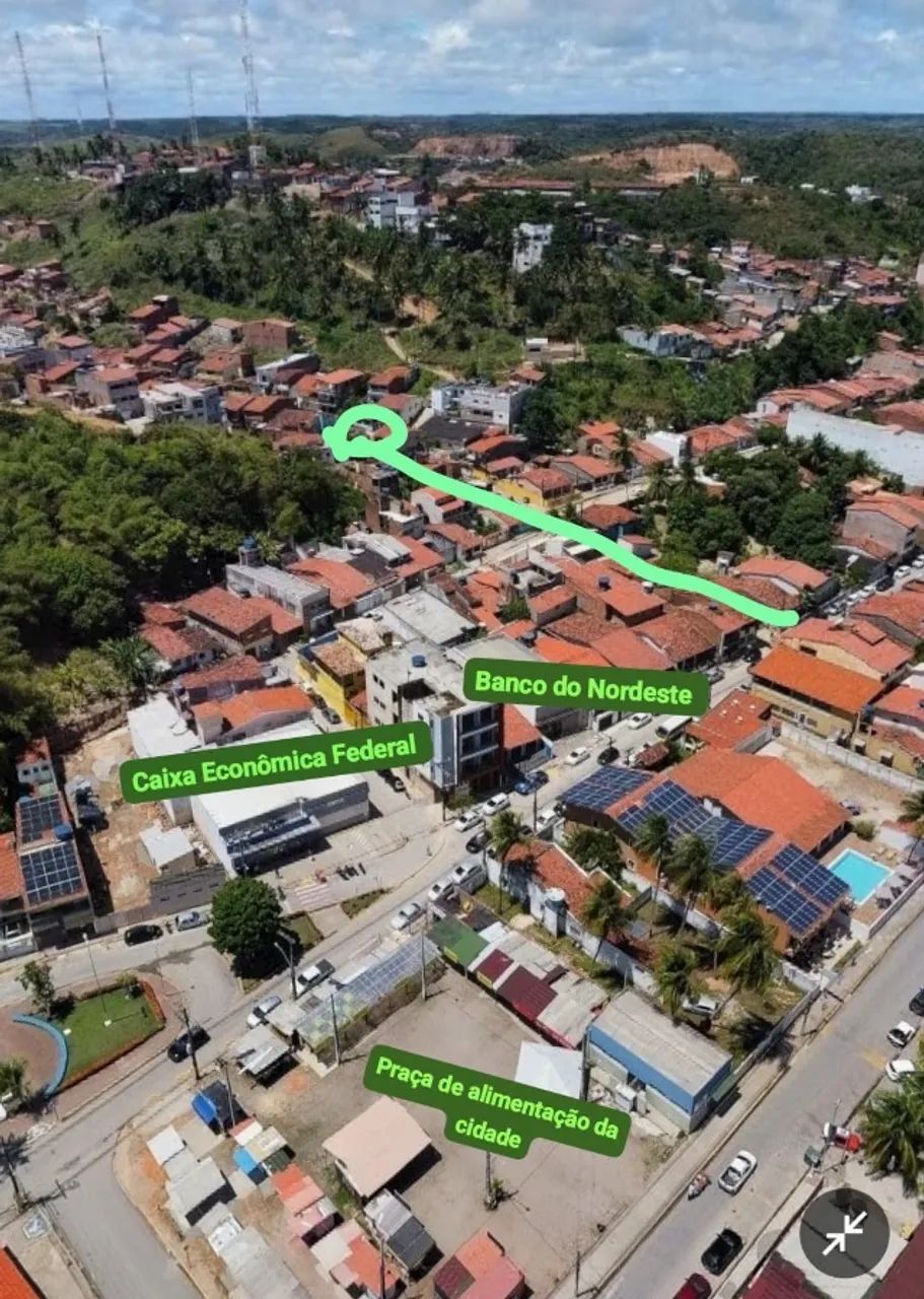 Terreno 900m do mar, Localizado no centro.