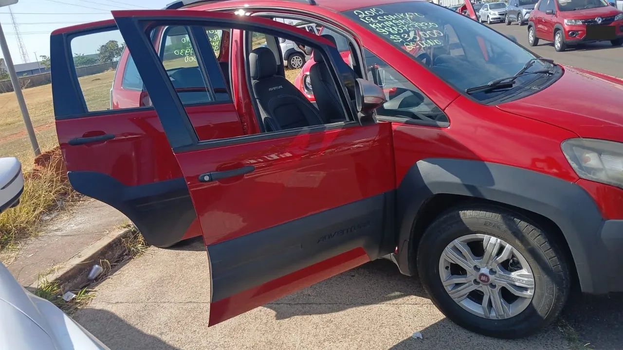 Fiat Idea Adv./ Adv.lock.dualogic 1.8 Flex 5P 2012 - Foto 4