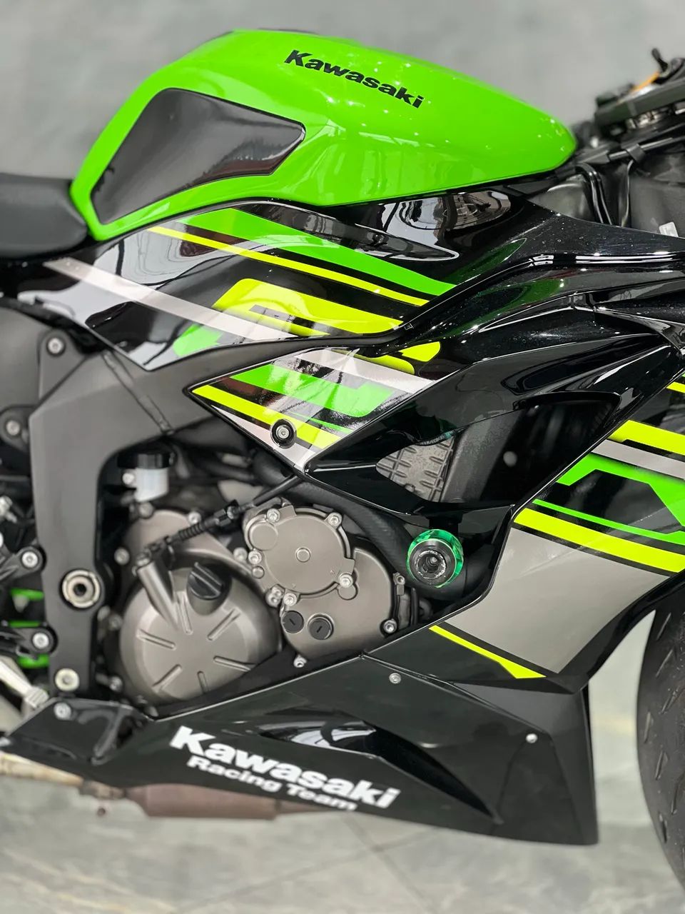 Kawasaki Zx-6r 636cc 2020 - 1441508366 | OLX