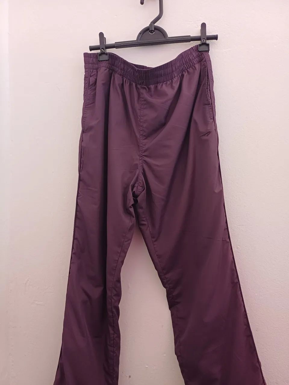 Calça tactel da Rainha 