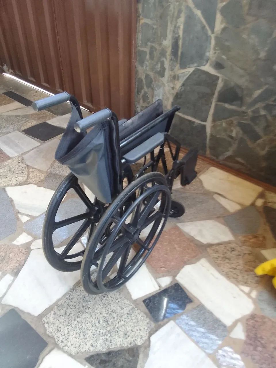 Cadeira de rodas - Foto 3