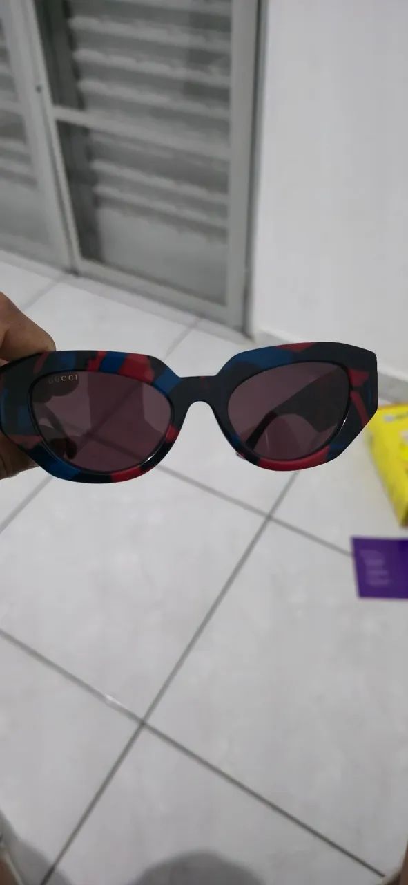 Óculos Gucci originais, em perfeito estado.