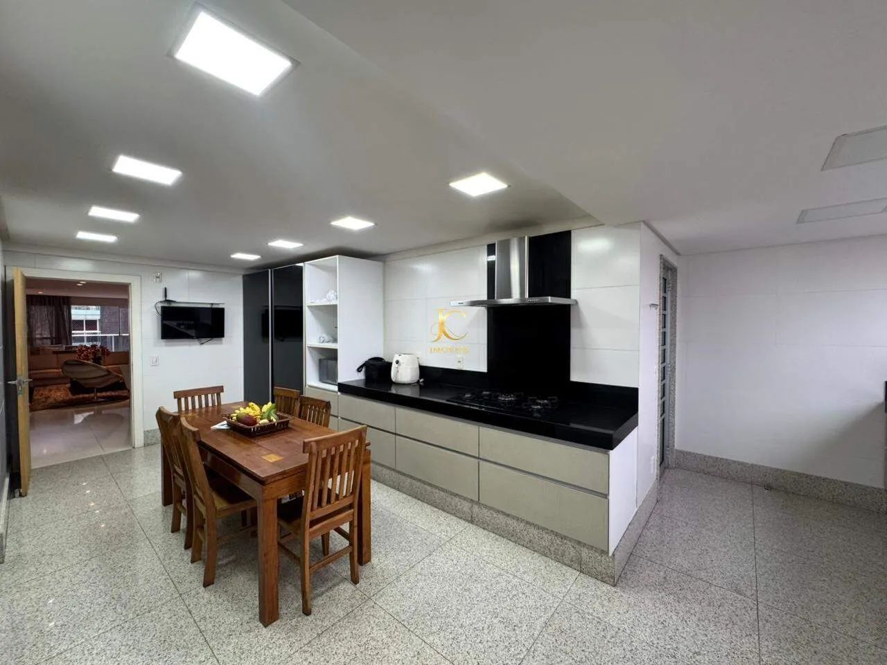Apartamento 4 quartos no Centro de Divinópolis  240m², 4 vagas, mobiliado - Foto 5