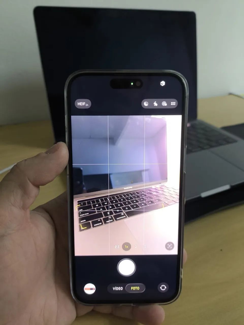 iPhone 15 Pro Max - 256GB - Cinza Espacial  - Foto 5