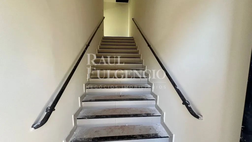 Sala para alugar próximo a Av. Arthur Thomas - Foto 2