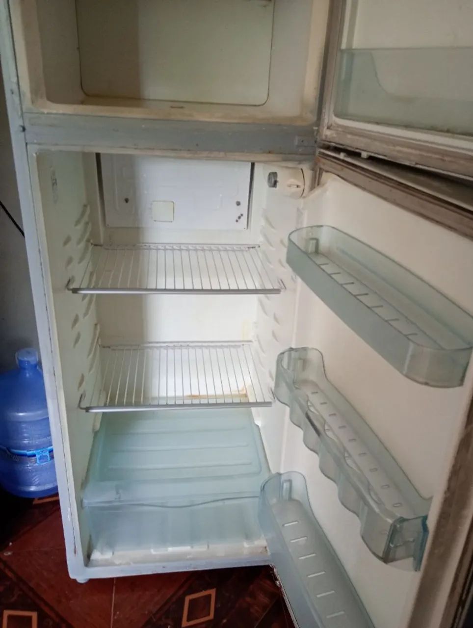 Vendo geladeira  - Foto 3