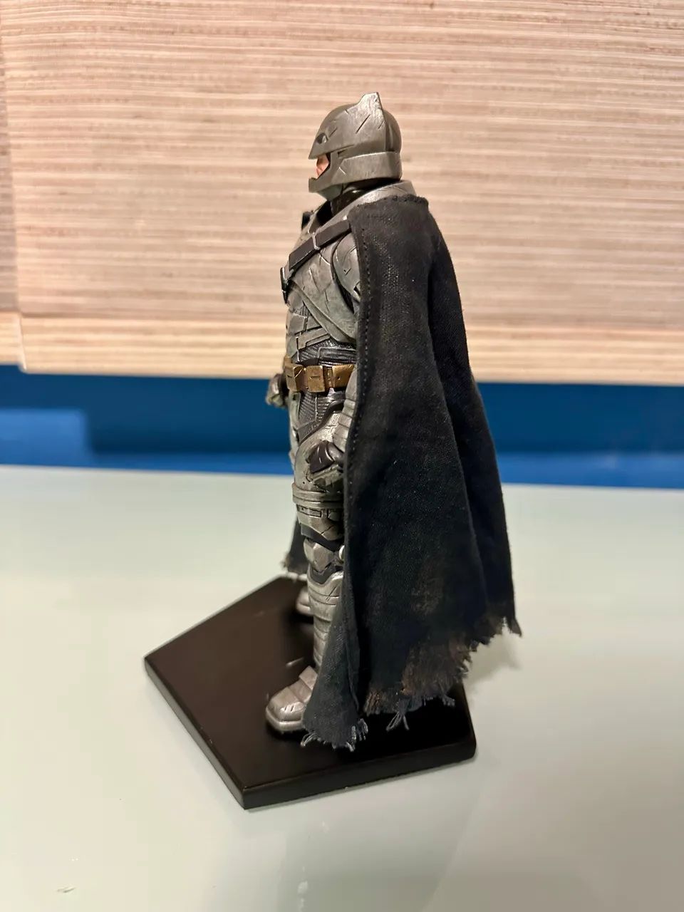 Estátua Armored Batman 1/10 Iron Studios - Foto 4