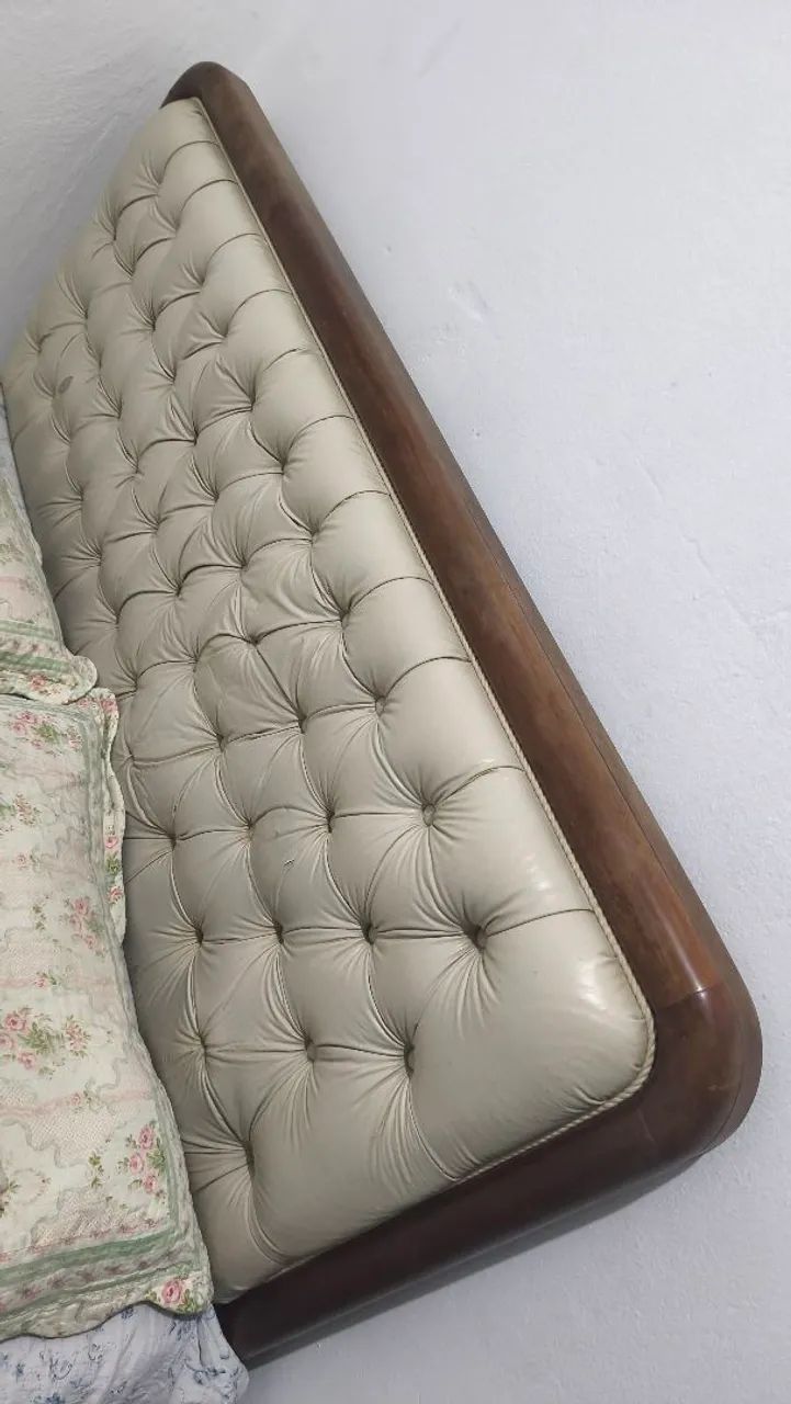 Cama de casal de madeira antiga  - Foto 2
