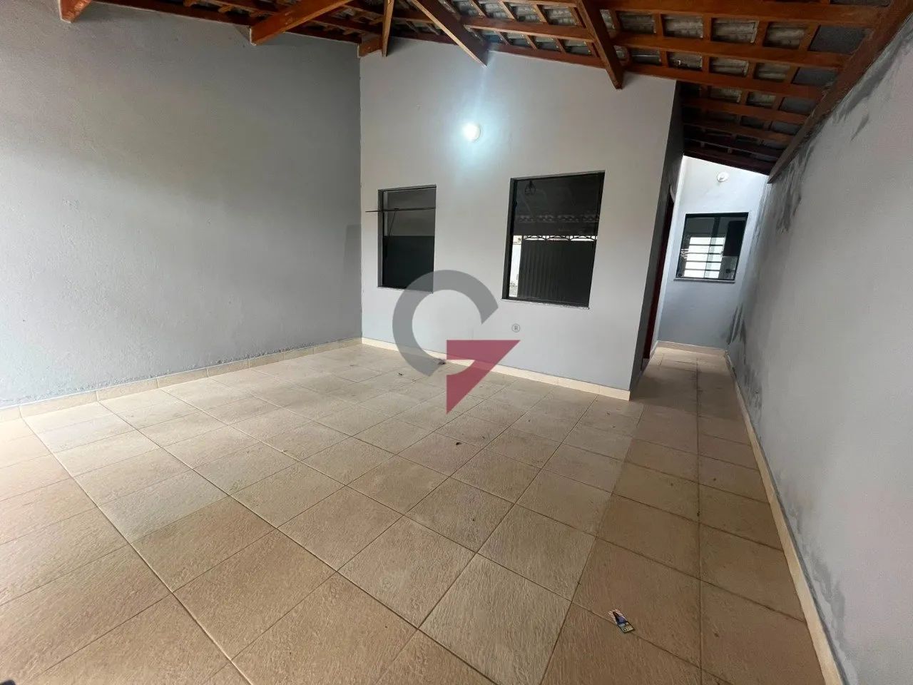 Casa com 2 dormitórios - Esplanada Independência