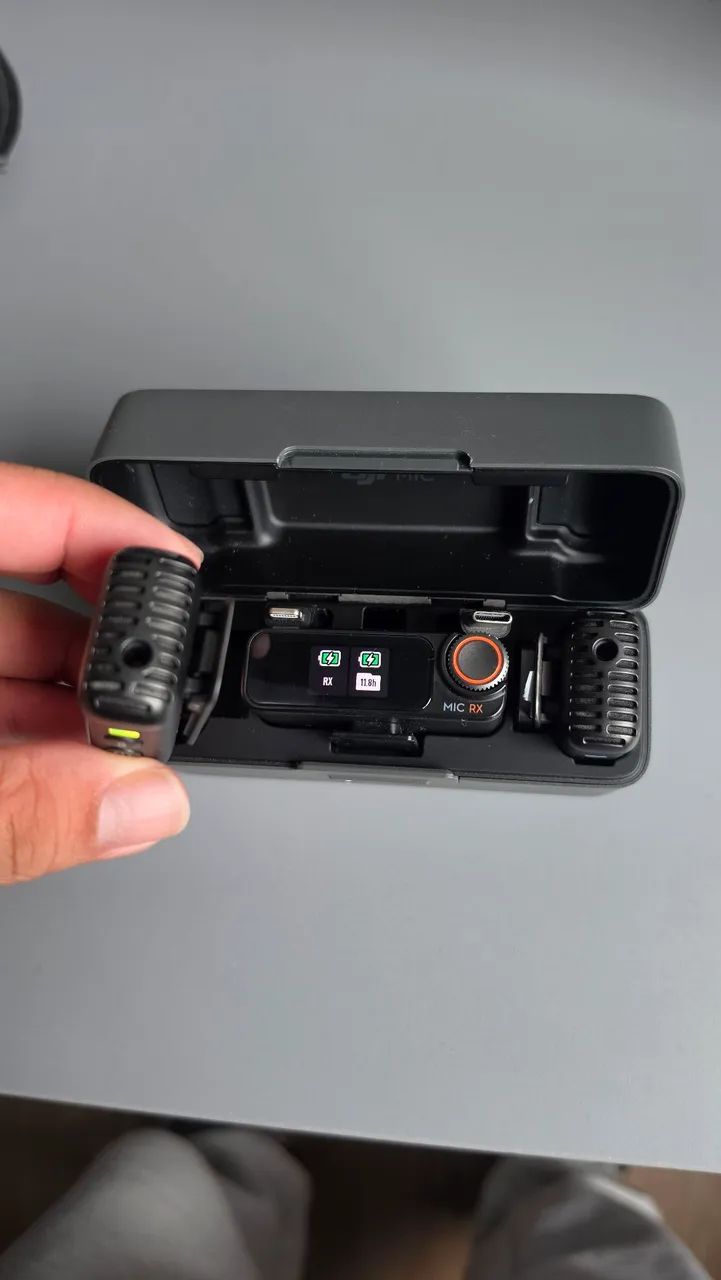 Microfone Dji Mic 2 (2tx Microfone + 1rx Receptor + 1 Case) (novissimo) NA CAIXA