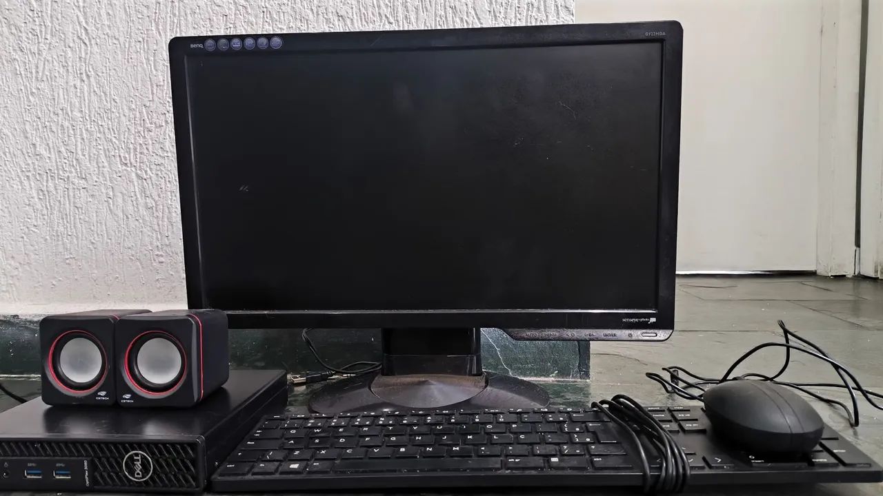 VENDO COMPUTADOR 