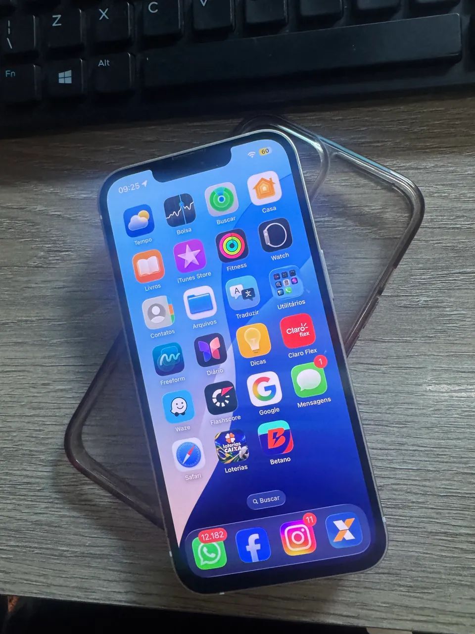 iPhone 13- 128gb  - Foto 2
