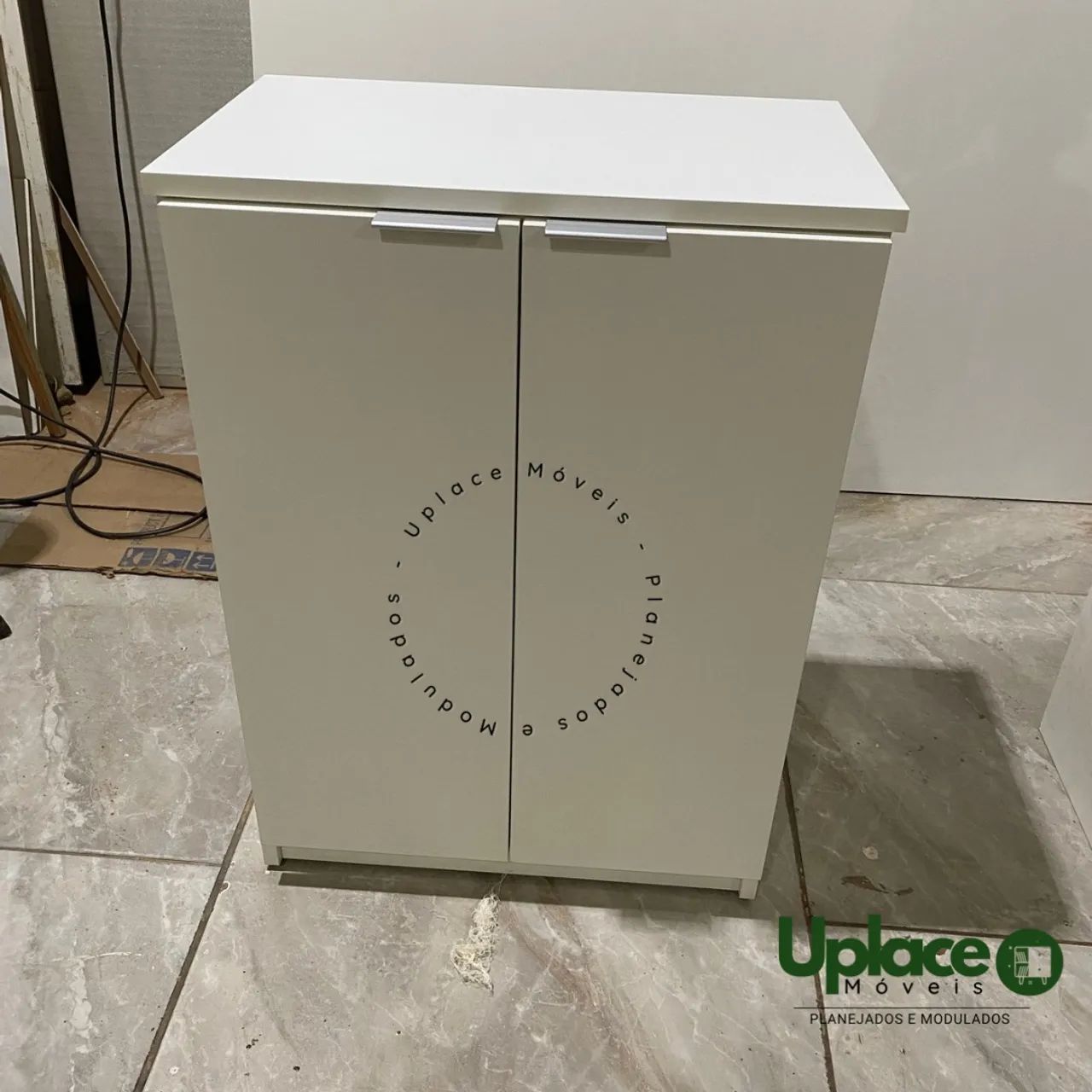 Armário em MDF  branco NOVO 