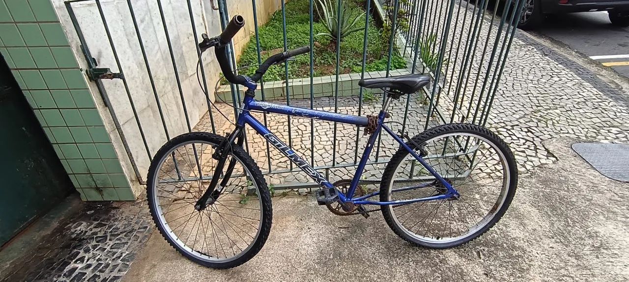 Duas Bicicletas Aro 26: GTS Mountain e Hunter - Foto 2