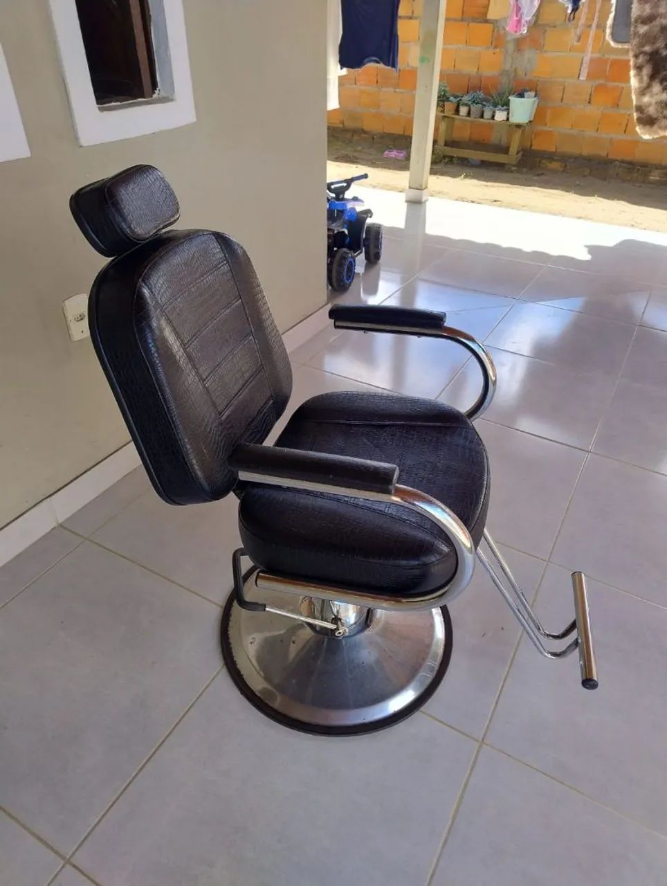 Cadeira de barbeiro  - Foto 2