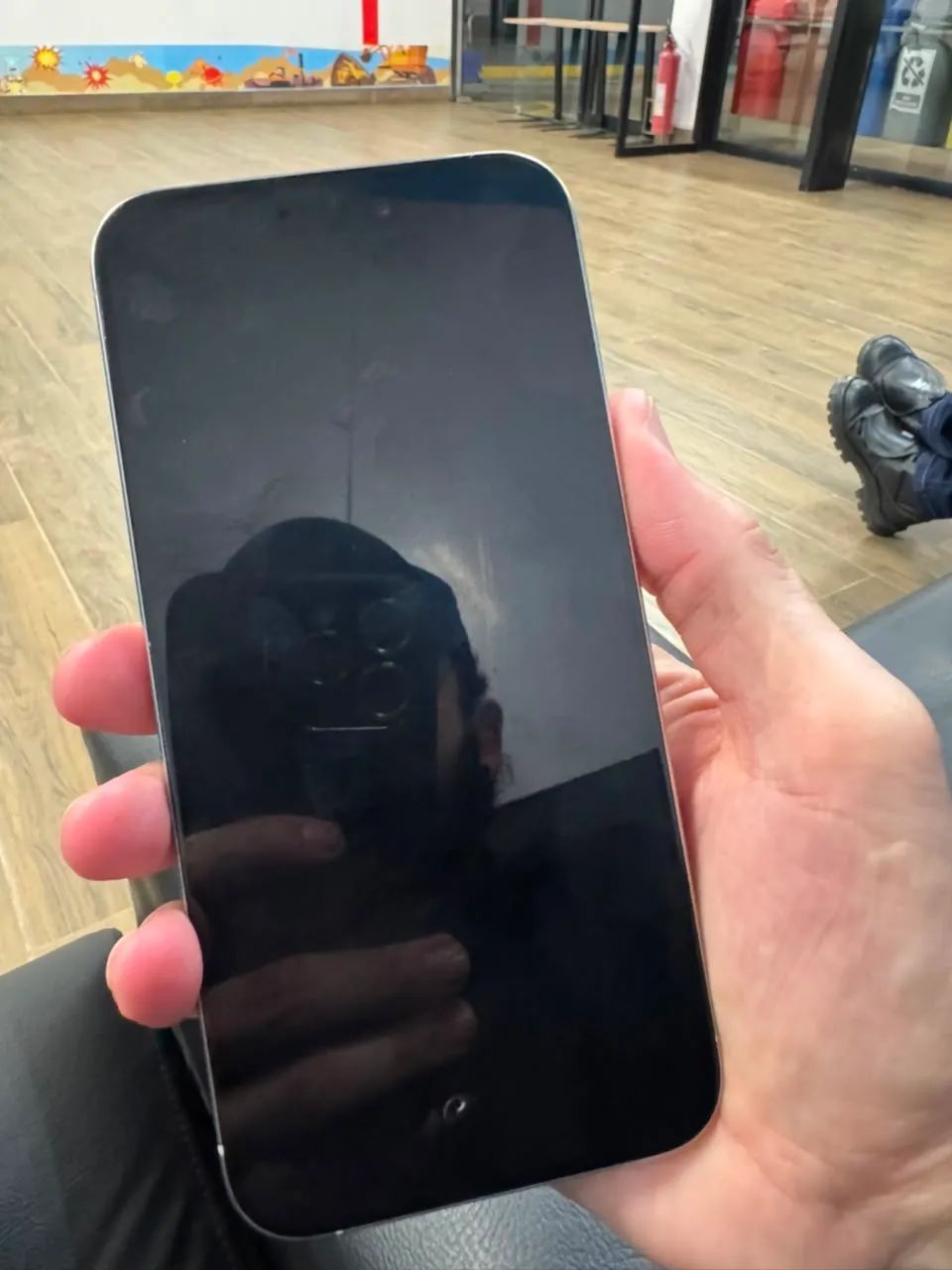 iPhone 15 Pro Max - Foto 2
