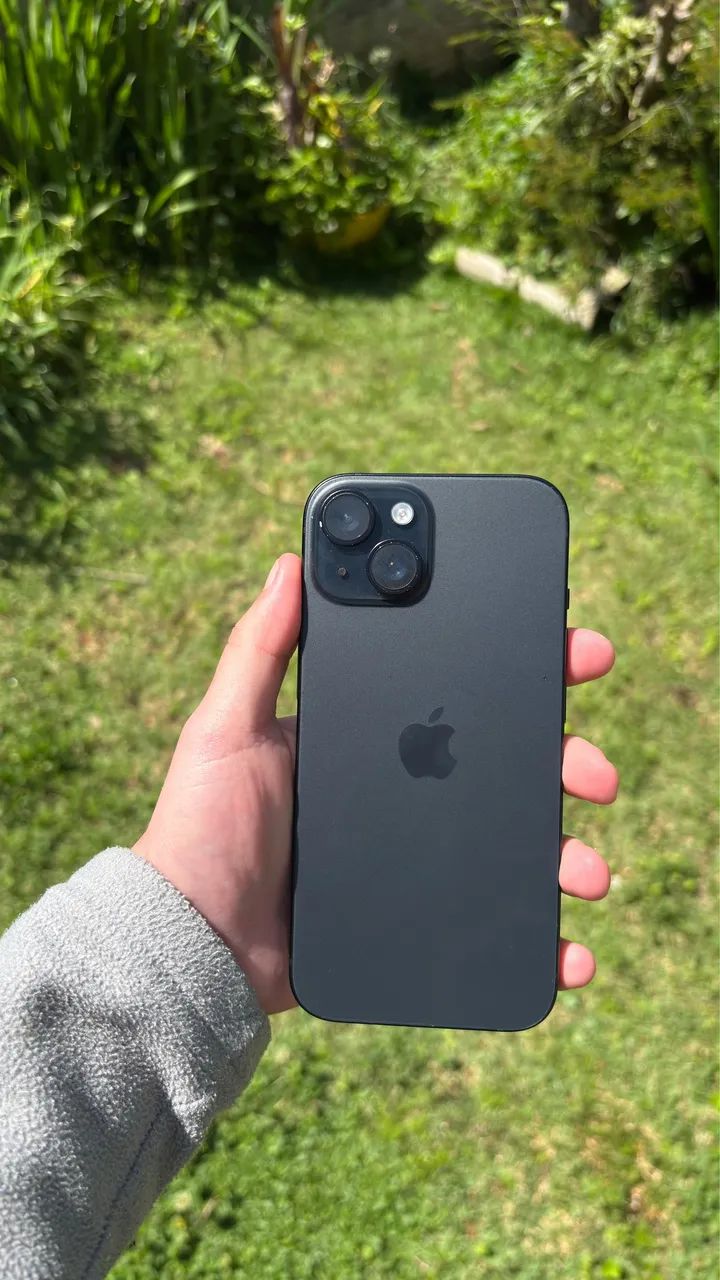 iPhone 15 preto 128Gb