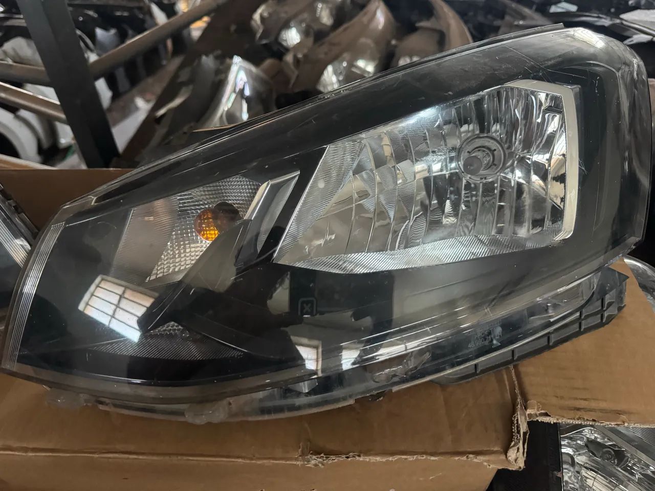 FAROL ESQUERDO GOL G7