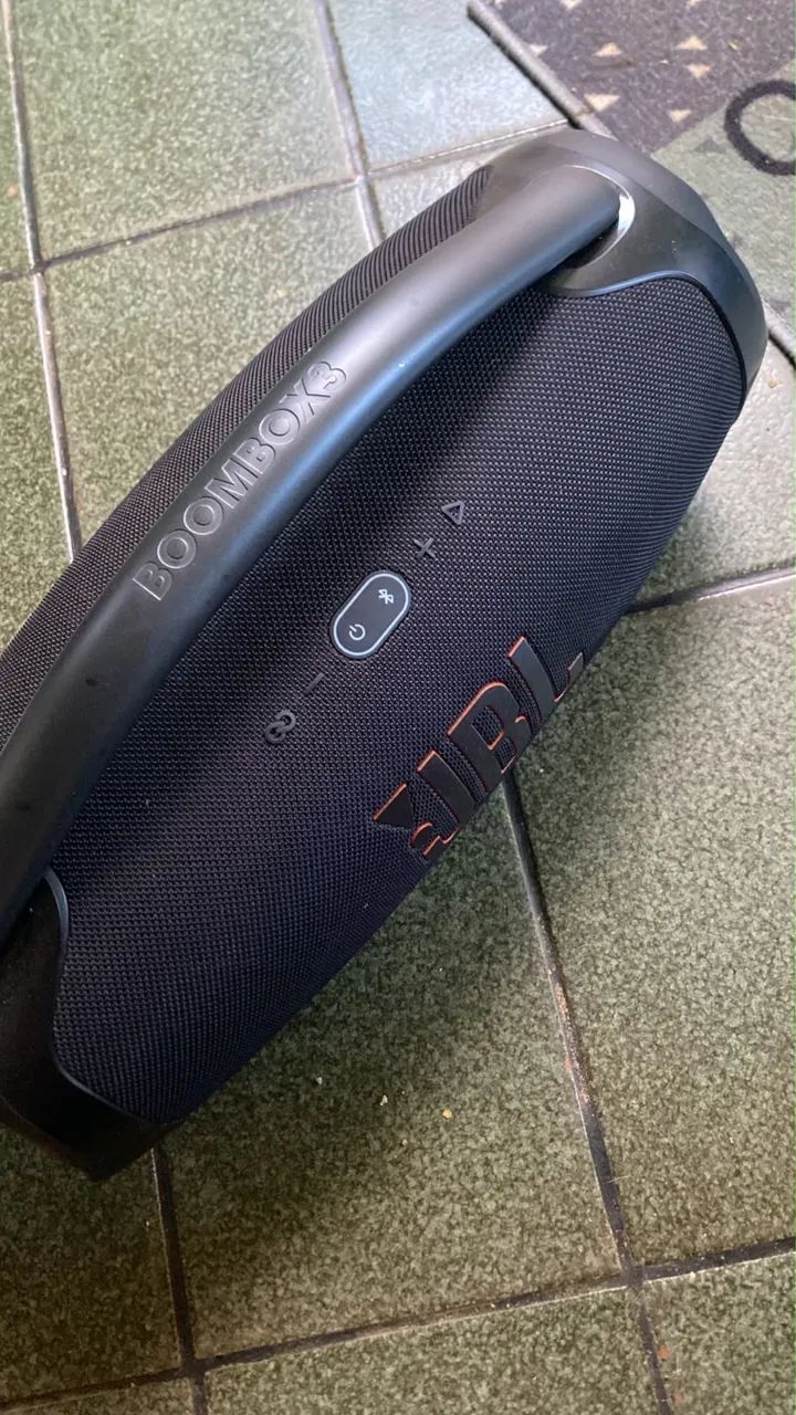 Vendo JBL BOMBOX 3 