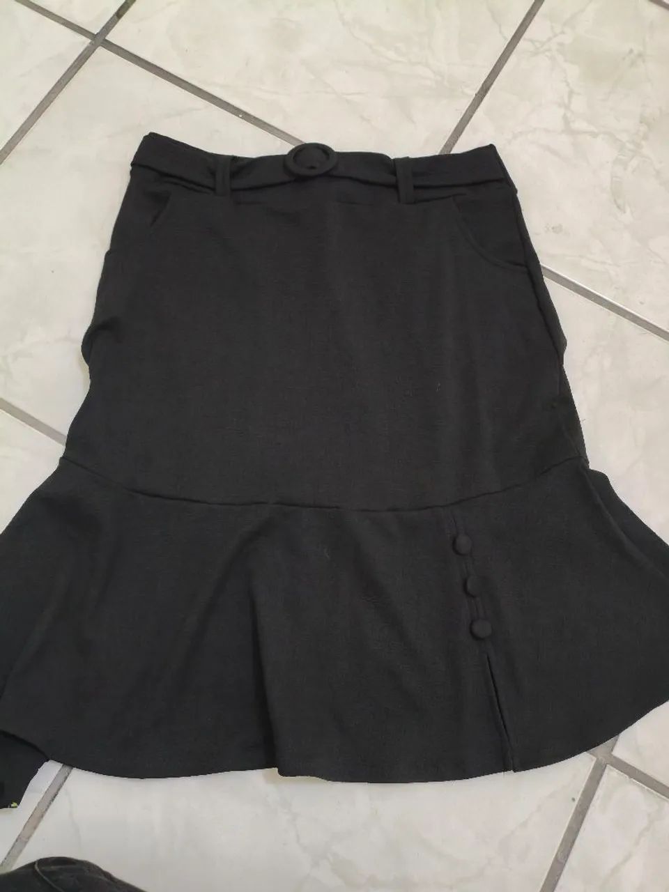 Lote com 118 roupas femininas  - Foto 4