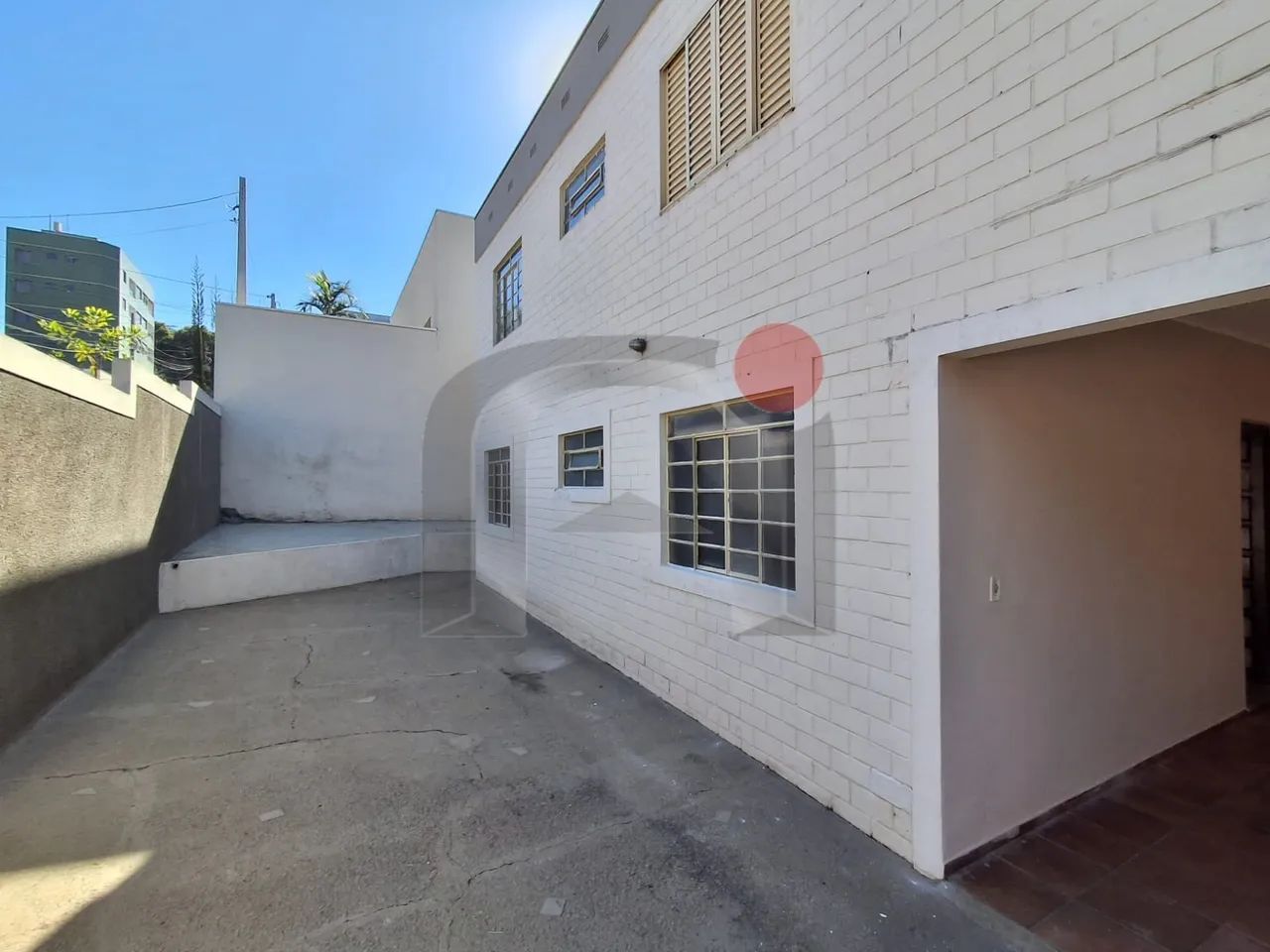 CASA EM EXCELENTE LOCALIZAÇÃO - Foto 3