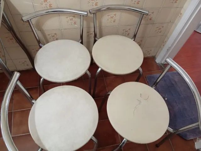 Mesa dobrável com 4 banquetas - Foto 2