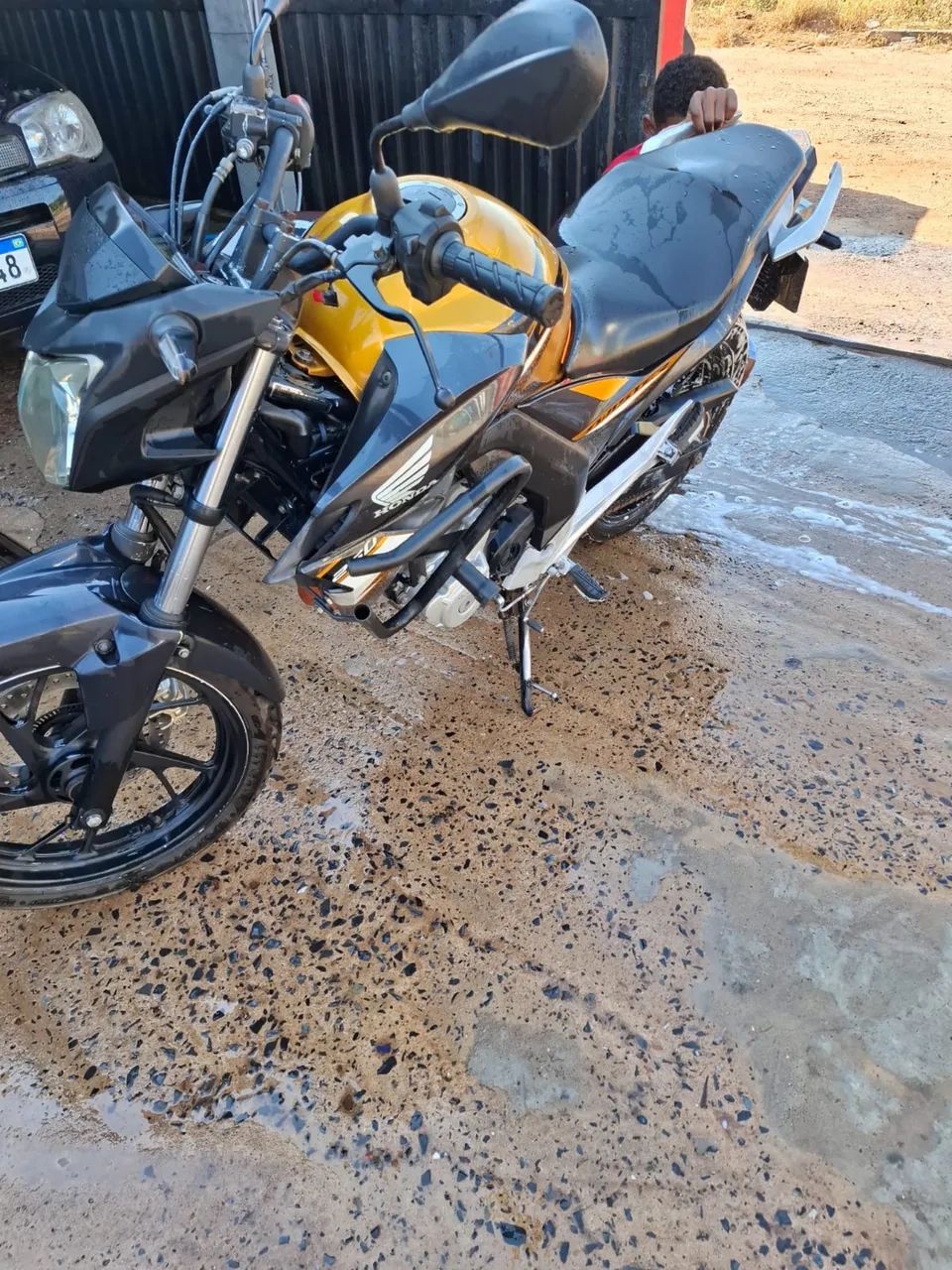 CB TWISTER 250  - Foto 3