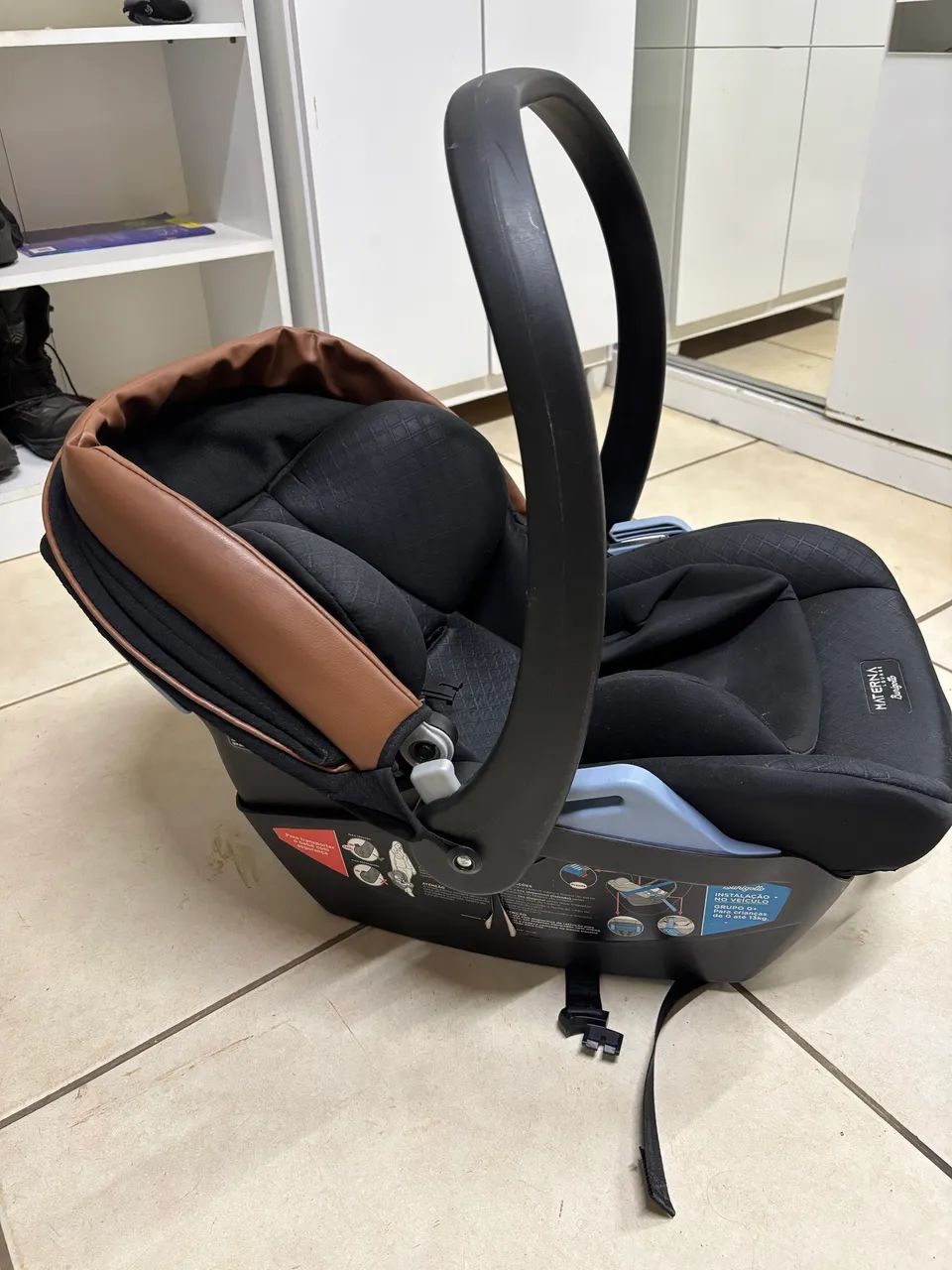 Vendo bebê conforto com isofix 