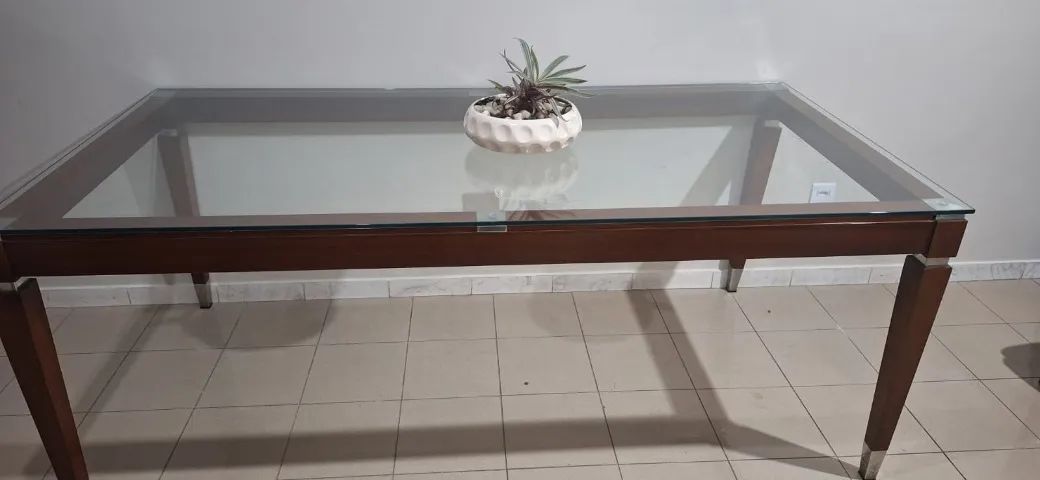Mesa de jantar da Lider