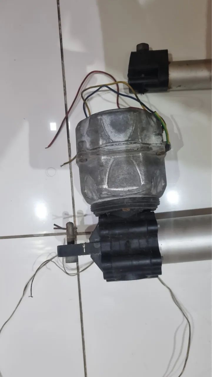 Motor pivotante para portões, novo! Com controle - Foto 3