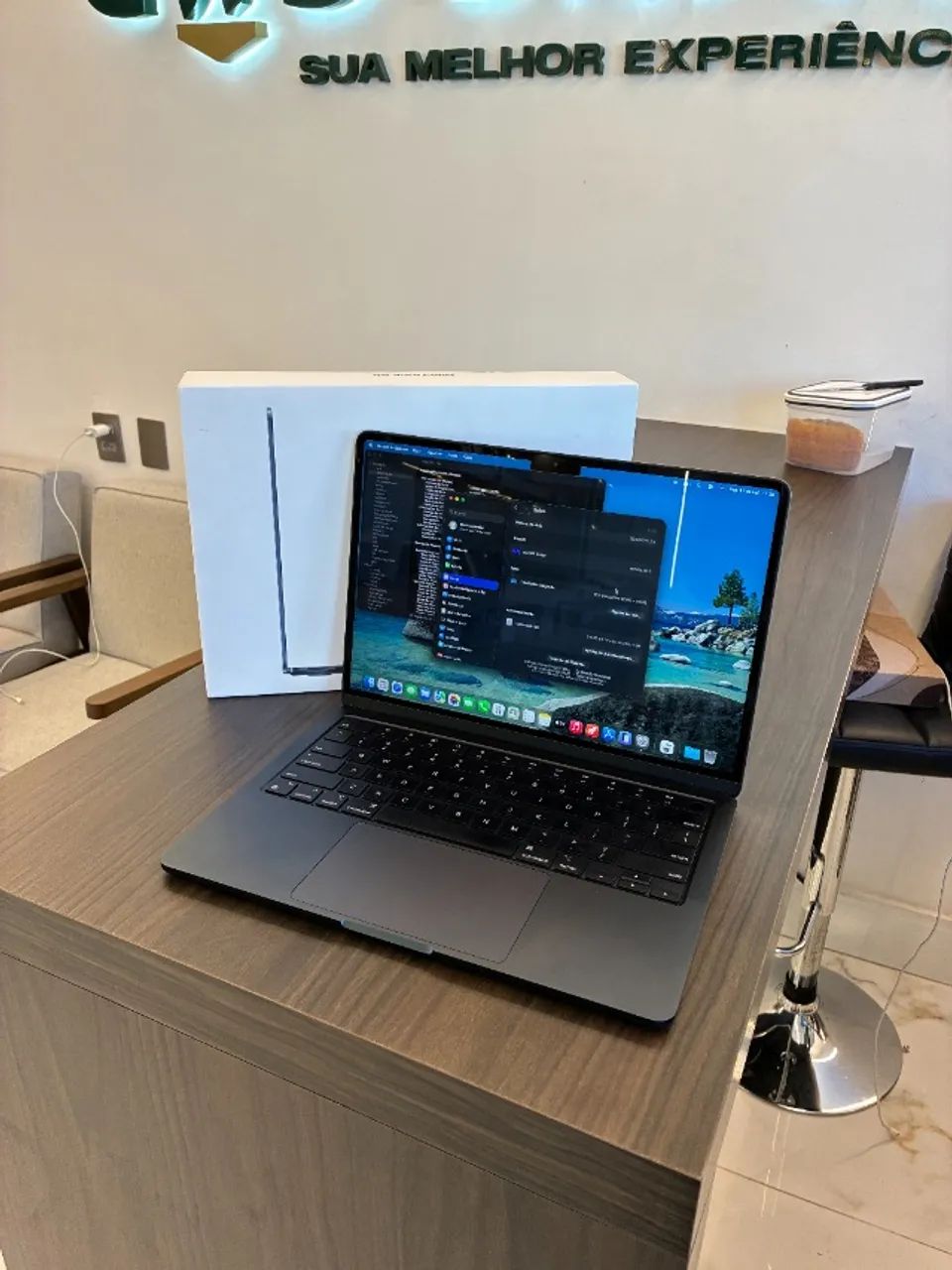 MacBook Air M3 8GB 256GB 13.6 Bateria 100% 79 Ciclos - Loja Fisica