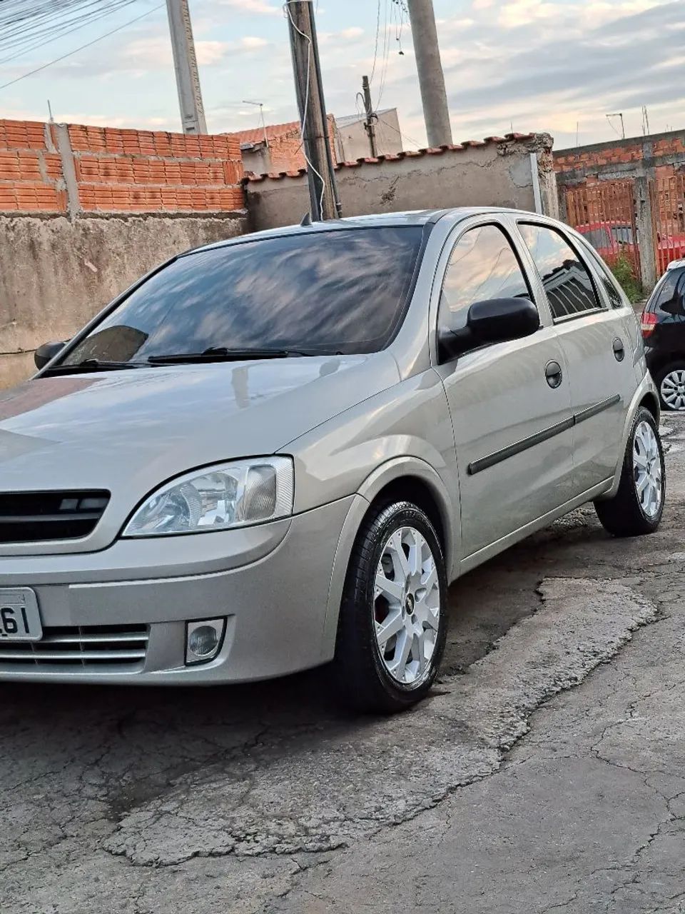 Chevrolet Corsa Hatchback 1.8 MPFI Flexpower 8V 5P 2004