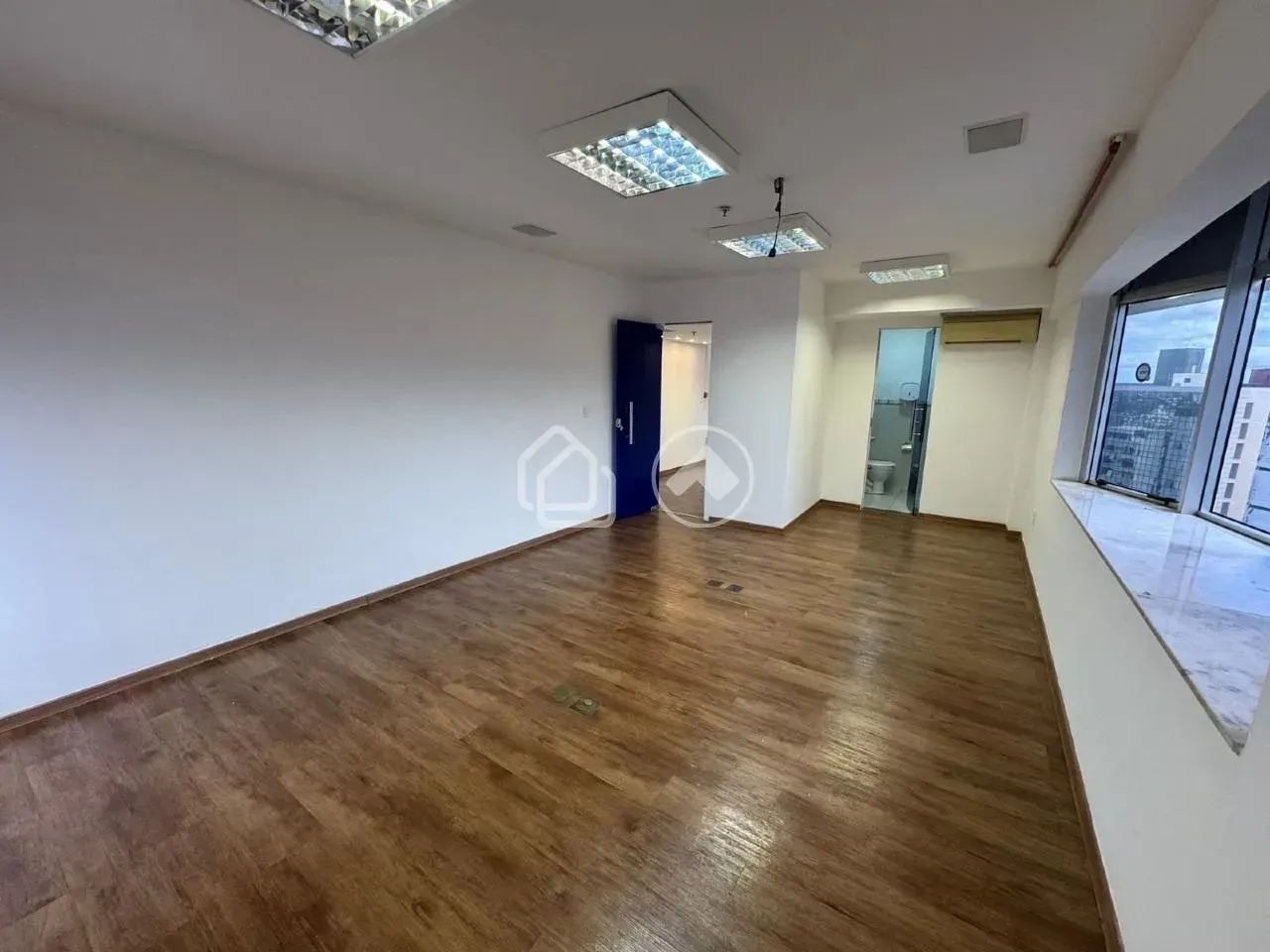 Excelente andar corrido com mezanino para locação no Buritis com 418m² - Foto 4