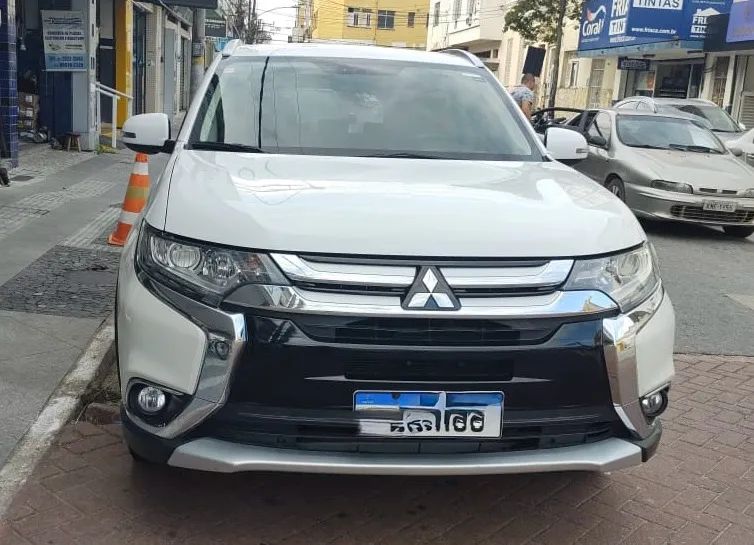 Mitsubishi Outlander 2.0 16V 160CV AUT. 2017